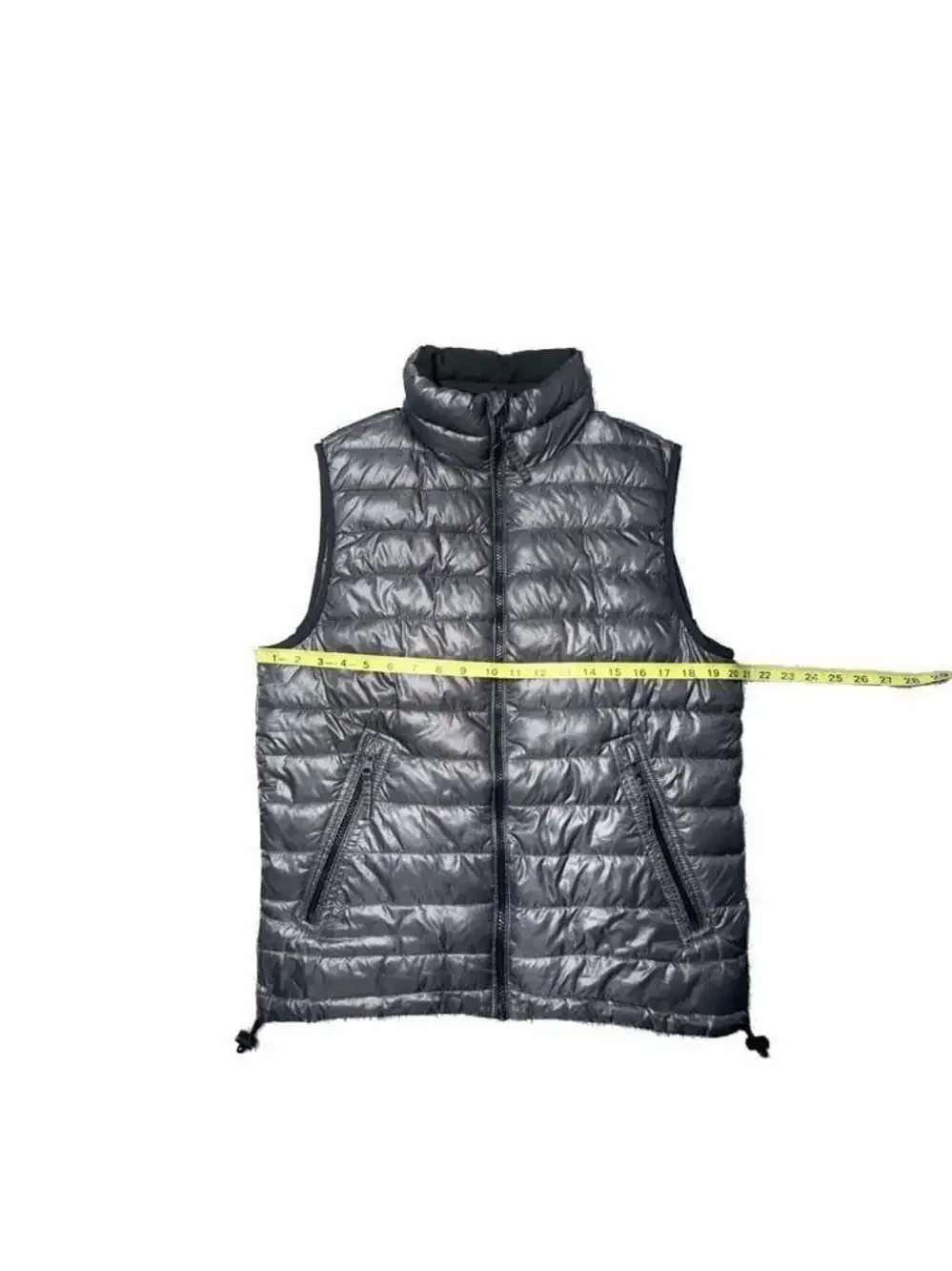 American Eagle Outfitters Mens Lightweight Quilted Puffer Vest